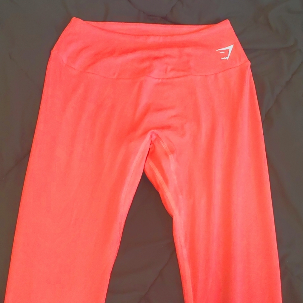 Gymshark leggings (M) red